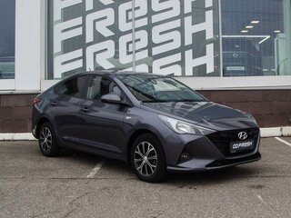 2021 Hyundai Solaris II Рестайлинг, серый, 1589000 рублей, вид 1