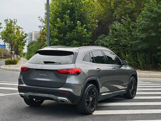 2022 Mercedes-Benz GLA 180 II (H247), серый, 2760017 рублей, вид 4
