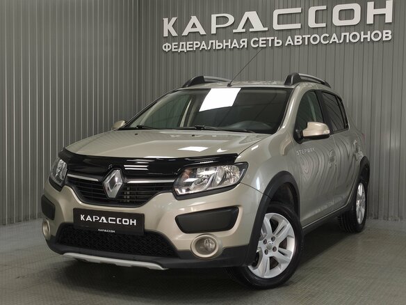 2016 Renault Sandero Stepway II, бежевый, 950000 рублей