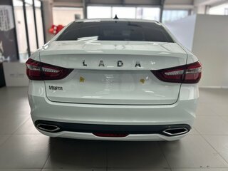 2026 Lada (ВАЗ) Vesta I Рестайлинг (NG), белый, 1685000 рублей, вид 4