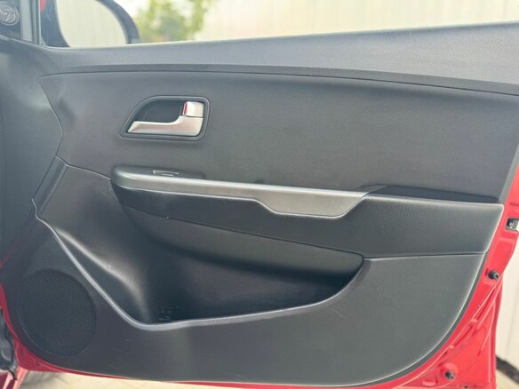 2013 Kia Rio 5-speed III, красный, 849000 рублей - вид 17