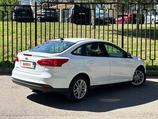 2018 Ford Focus III Рестайлинг, белый, 1100000 рублей, вид 3