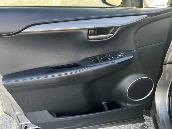2015 Lexus NX 200t I, серый, 2650000 рублей - вид 12