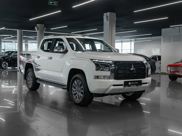 2025 Mitsubishi L200 VI, белый - вид 1