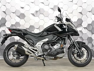 2025 Honda NC 750X, чёрный, 1299000 рублей, вид 3