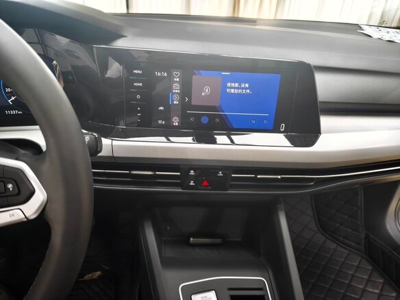 2023 Volkswagen Golf VIII, серый, 1790000 рублей - вид 14