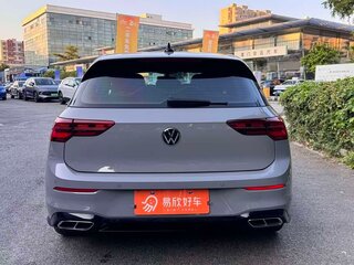 2024 Volkswagen Golf VIII, серый, 1655000 рублей, вид 5