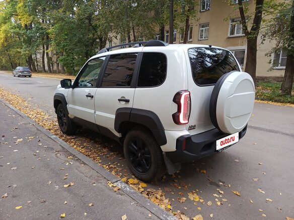 2024 Lada (ВАЗ) Niva Travel I, белый - вид 2