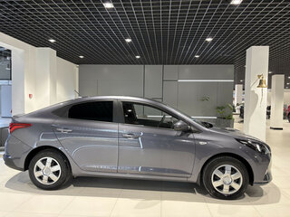 2021 Hyundai Solaris II Рестайлинг, серый, 1728000 рублей, вид 4