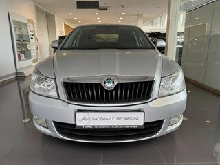 2013 Skoda Octavia II (A5) Рестайлинг, серый, 930000 рублей, вид 5