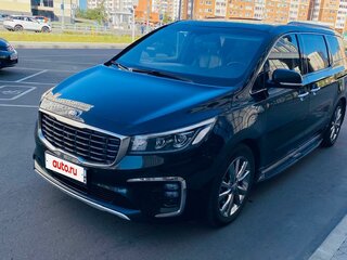 2019 Kia Carnival III, чёрный, 2850000 рублей, вид 1