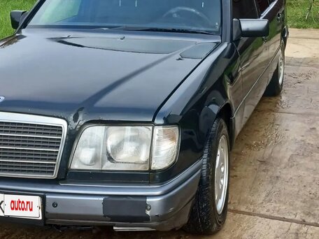 1995 Mercedes-Benz E-Класс 200 I (W124), серый, 390000 рублей, вид 1