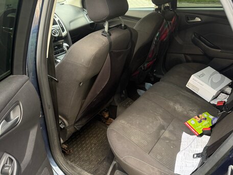 2011 Ford Focus III, синий, вид 3