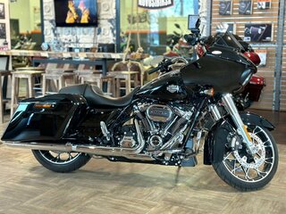2022 Harley-Davidson Road Glide Special, чёрный, 3490000 рублей, вид 2