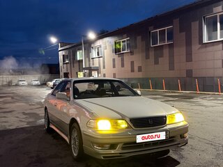 1996 Toyota Mark II VIII (X100), белый, 730000 рублей, вид 2