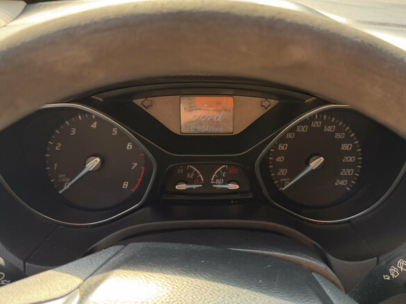 2014 Ford Focus III, белый, 1600000 рублей - вид 8