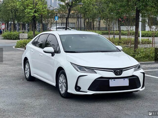 2023 Toyota Corolla XII (E210), белый, 1630000 рублей, вид 2