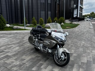 2003 Honda GL 1800 Gold Wing, серый, 930000 рублей, вид 3