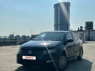 2016 Volkswagen Polo V Рестайлинг, синий, 830000 рублей, вид 1