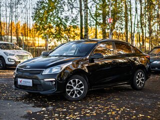 2017 Kia Rio IV, чёрный, 1050000 рублей, вид 1