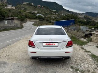 2018 Mercedes-Benz E-Класс 300 V (W213, S213, C238), белый, 2500000 рублей, вид 2