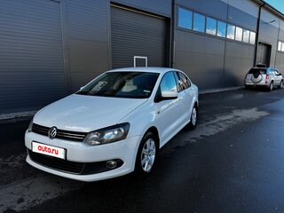 2011 Volkswagen Polo V, белый, 668400 рублей, вид 3