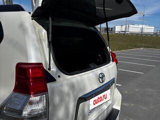 2013 Toyota Land Cruiser Prado 150 Series, белый, 3750000 рублей, вид 5