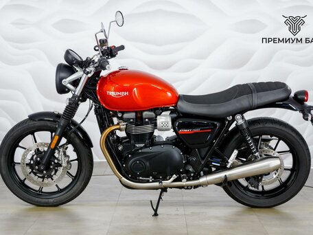 2020 Triumph Street Twin, красный, 799000 рублей, вид 2