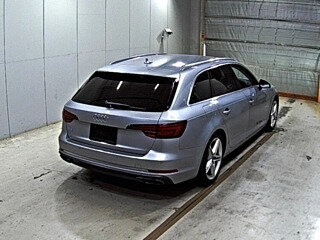 2019 Audi A4 V (B9), серебристый, 1425000 рублей, вид 5