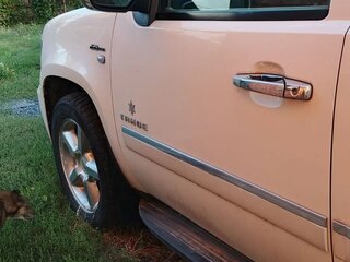 2012 Chevrolet Tahoe 6AT III, белый, 1650000 рублей, вид 3