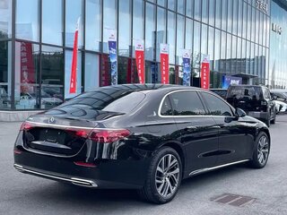 2024 Mercedes-Benz E-Класс Long 300 L VI (W214, S214), чёрный, 7400000 рублей, вид 4