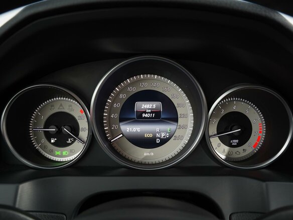 2013 Mercedes-Benz E-Класс 200 IV (W212, S212, C207) Рестайлинг, белый, 1948000 рублей - вид 12