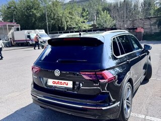 2016 Volkswagen Tiguan II, чёрный, 2150000 рублей, вид 5