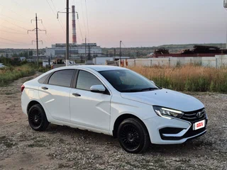 2023 Lada (ВАЗ) Vesta I Рестайлинг (NG), белый, 990000 рублей, вид 4