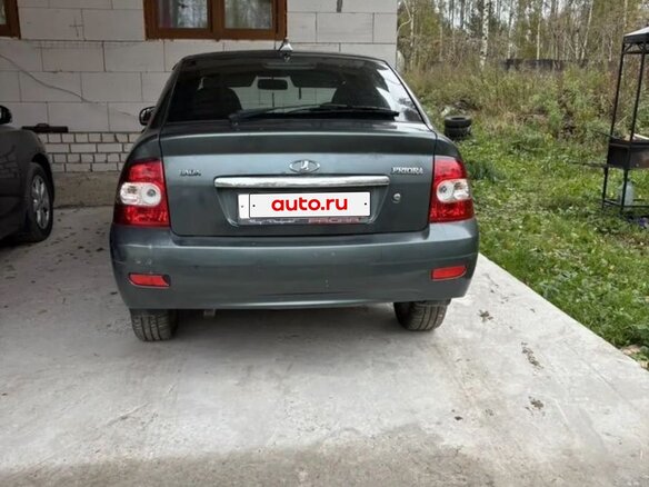 2011 Lada (ВАЗ) Priora I, зелёный, 235000 рублей - вид 5