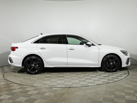 2021 Audi A3 35 TFSI IV (8Y), белый, 2925900 рублей - вид 3