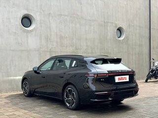 2026 Lynk & Co 07 GT I Рестайлинг, чёрный, 4500000 рублей, вид 4