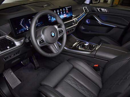2026 BMW X7 40d I (G07) Рестайлинг, чёрный, 17975000 рублей, вид 3