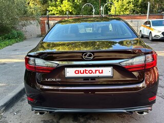 2016 Lexus ES 350 VI Рестайлинг, коричневый, 2350000 рублей, вид 4