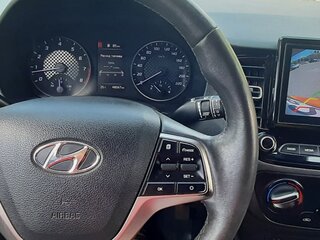 2022 Hyundai Solaris II Рестайлинг, оранжевый, 1599000 рублей, вид 4