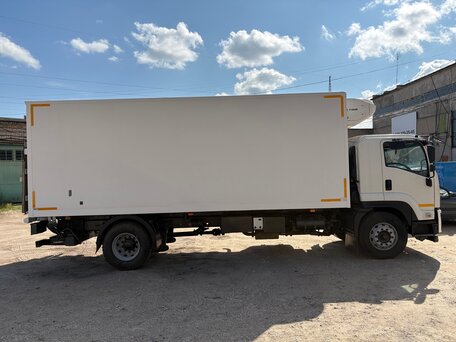 2017 Isuzu Forward (F-Series), белый, 2190000 рублей, вид 4