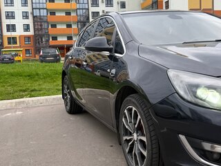 2013 Opel Astra J Рестайлинг, чёрный, 700000 рублей, вид 5