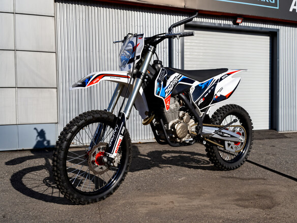 2026 JMC 250 FRR, чёрный, 200500 рублей