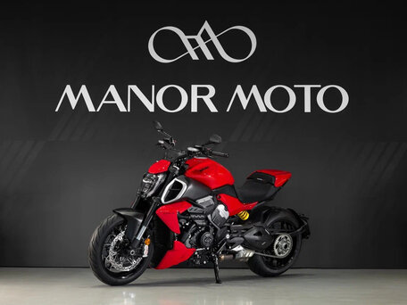 2025 Ducati Diavel V4, красный, 3250000 рублей, вид 4