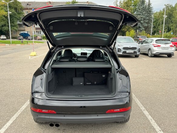 2014 Audi Q3 I (8U), чёрный - вид 9