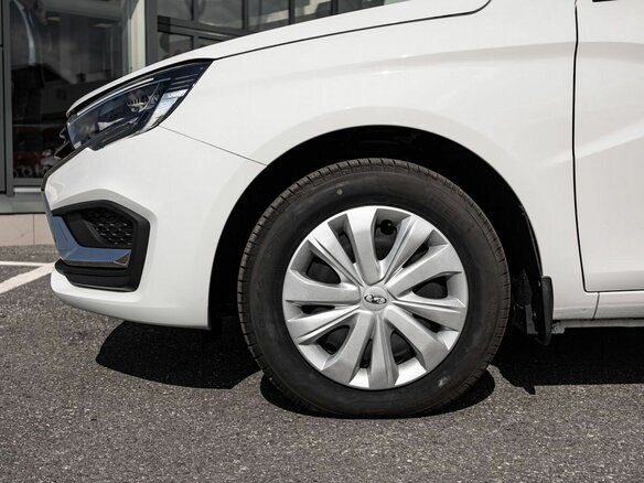 2026 Lada (ВАЗ) Vesta SW I Рестайлинг (NG), белый, 1915000 рублей - вид 9