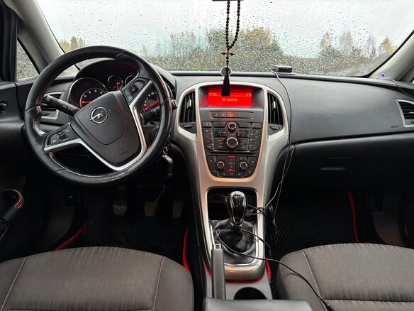 2012 Opel Astra J, белый, 480000 рублей - вид 10