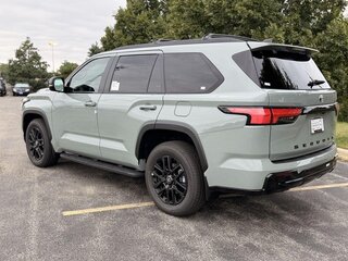 2026 Toyota Sequoia III, серый, 12556771 рублей, вид 2