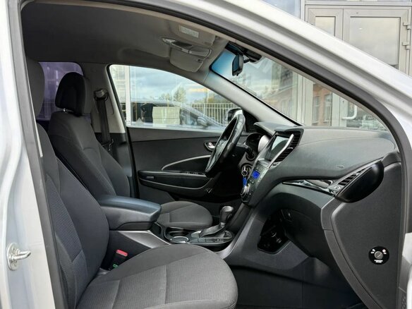 2013 Hyundai Santa Fe III, серебристый, 1560000 рублей - вид 9