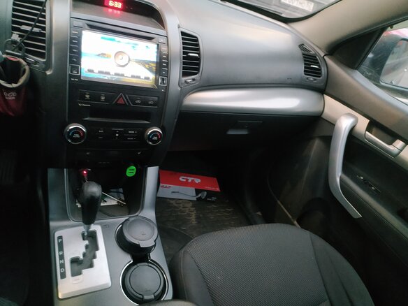 2009 Kia Sorento II, чёрный - вид 8